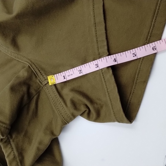 KÜHL women's size 12 green shorts, front and back pockets drawstring Kuhl - Picture 15 of 16